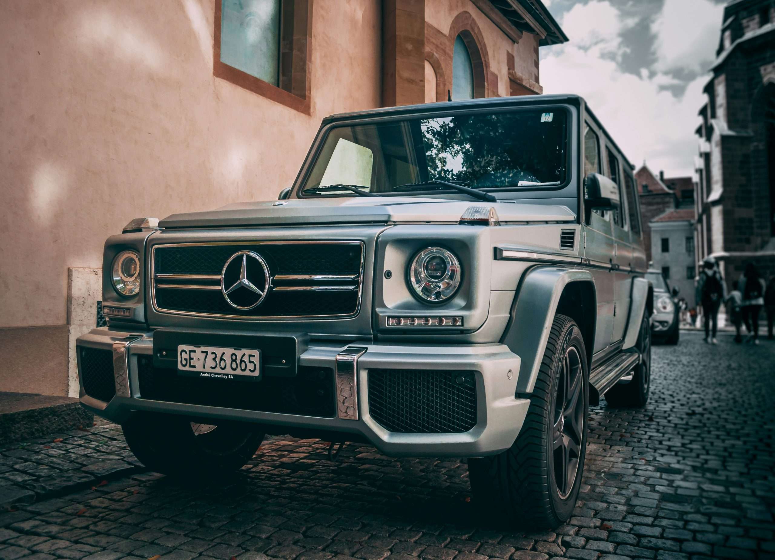 Mercedes car service in Dubai by Affordable Mechanics – certified Mercedes repair experts